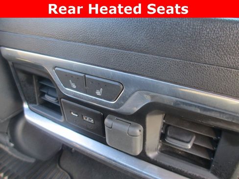 Certified 2022 Chevrolet Silverado 2500 LTZ w/ LTZ Convenience Package image 24