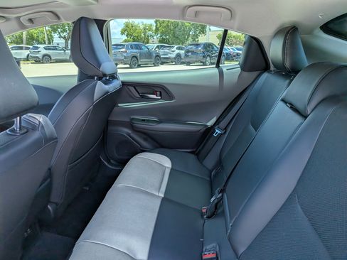 Used 2024 Toyota Prius XLE FWD image 13