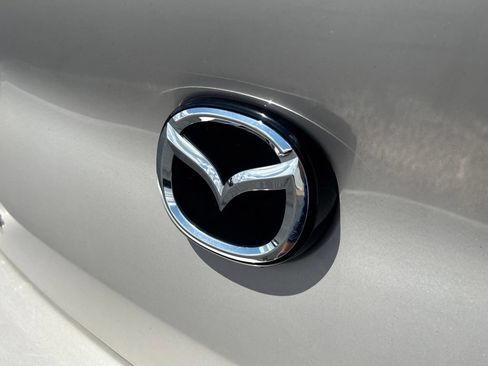 Used 2024 MAZDA MAZDA3 s FWD image 31