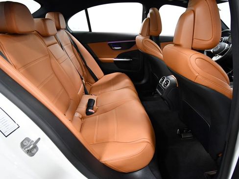 Used 2025 Mercedes-Benz C 300 4MATIC Sedan image 18