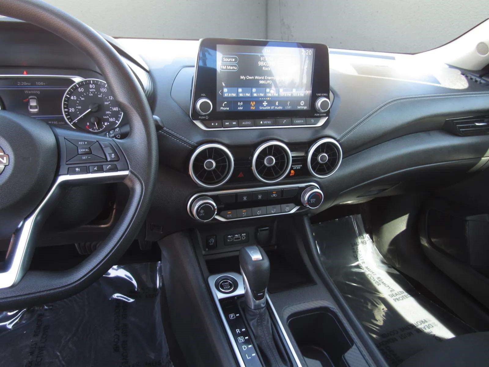 Used 2024 Nissan Sentra SV FWD image 16