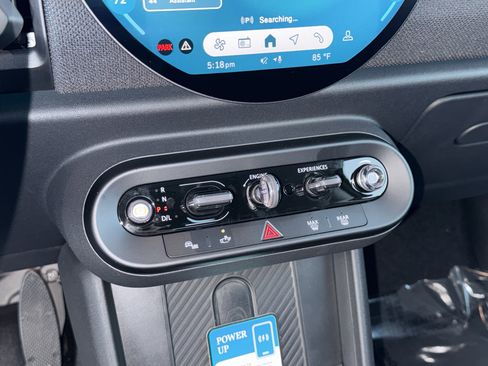 New 2026 MINI Cooper 2-Door Hardtop image 19