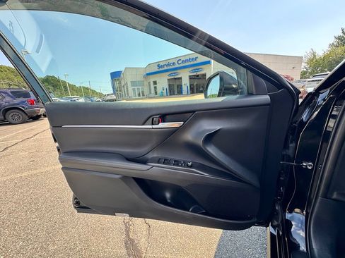 Used 2023 Toyota Camry XSE FWD image 20
