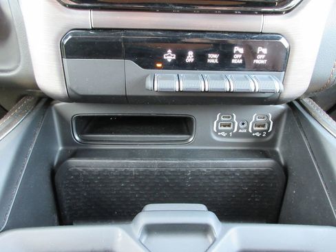 Used 2020 RAM 1500 Limited image 37