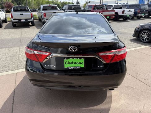 Used 2017 Toyota Camry XSE FWD image 6