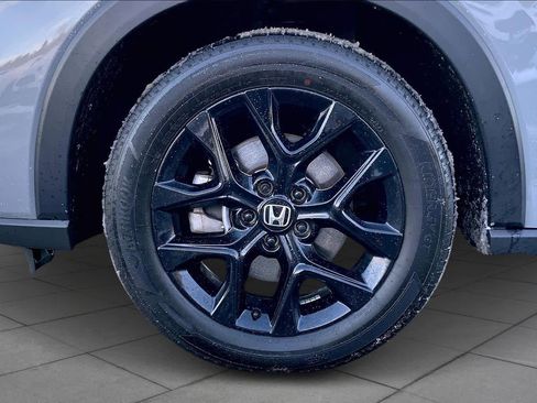 Used 2024 Honda HR-V Sport image 10