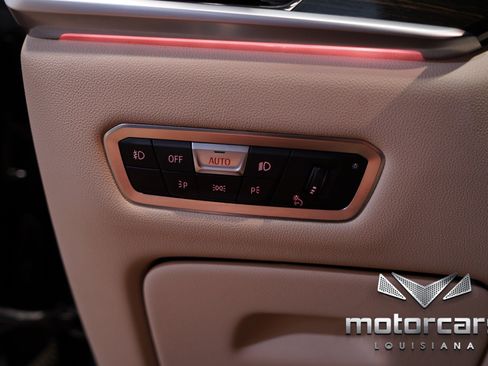 Used 2019 BMW X7 xDrive40i w/ Premium Package AWD/4WD image 35