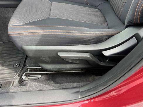 Used 2018 Subaru Crosstrek 2.0i Premium w/ Eyesight System image 18