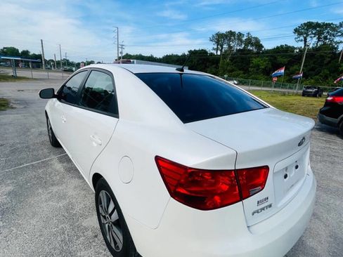 Used 2013 Kia Forte EX w/ Premium Pkg image 7