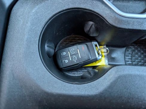 Used 2020 RAM 2500 Laramie image 20