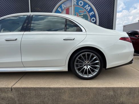 Used 2022 Mercedes-Benz S 580 4MATIC Sedan image 19