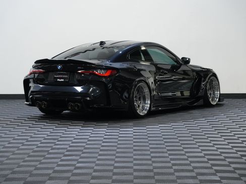 Used 2021 BMW M4 Coupe w/ Executive Package RWD image 6