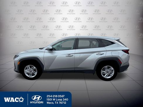 New 2026 Hyundai Tucson SE image 3