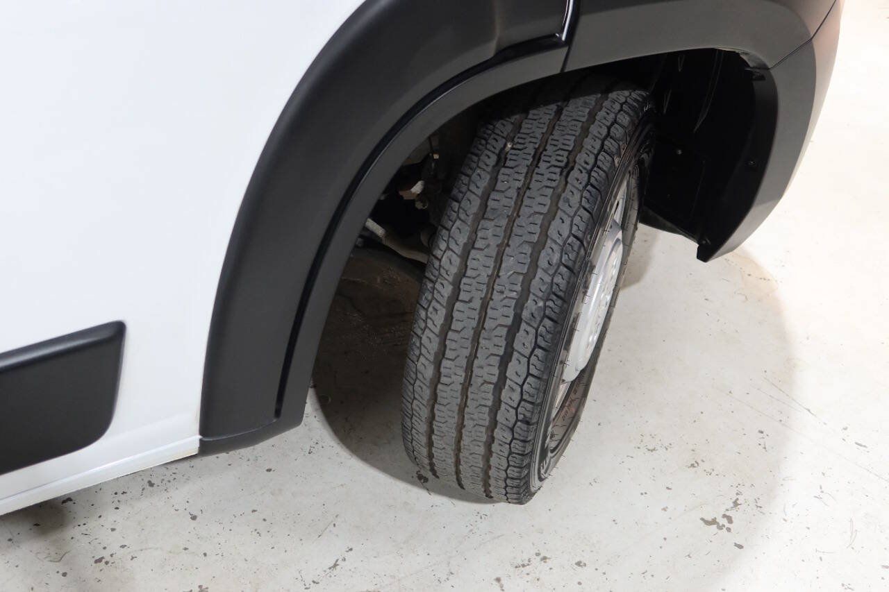 Used 2024 RAM ProMaster 2500 w/ Safety Group FWD image 35