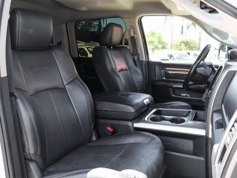 Used 2018 RAM 2500 Laramie image 40