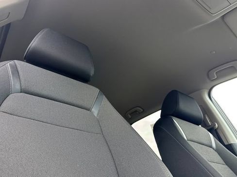 Used 2025 Honda CR-V LX image 20