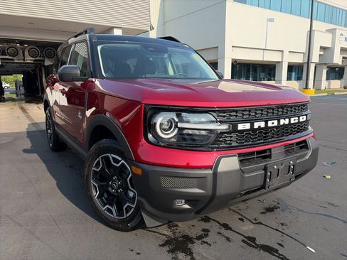 New 2026 Ford Bronco Sport Outer Banks AWD/4WD image 3