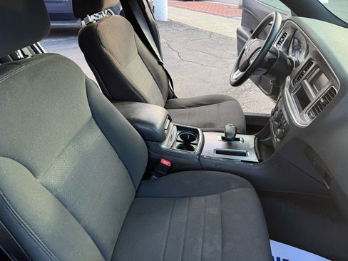 Used 2014 Dodge Charger SE image 24
