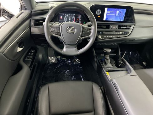 Used 2025 Lexus ES 350 w/ Premium Package FWD image 22