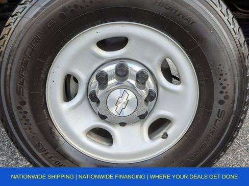 Used 2017 Chevrolet Express 3500 LT w/ LT Preferred Equipment Group image 38