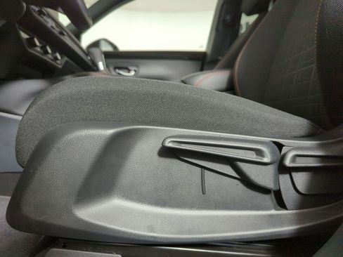 Certified 2026 Honda HR-V Sport image 26
