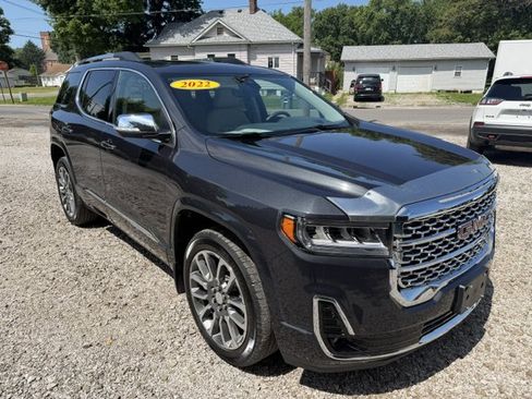 Used 2022 GMC Acadia Denali w/ Denali Ultimate Package AWD/4WD image 7