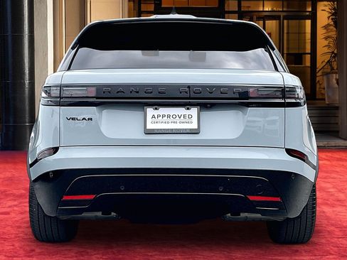 Used 2024 Land Rover Range Rover Velar Dynamic SE AWD/4WD image 4