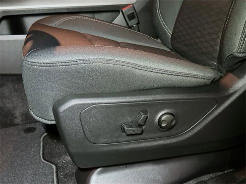 New 2026 RAM 1500 Big Horn w/ Night Edition image 13