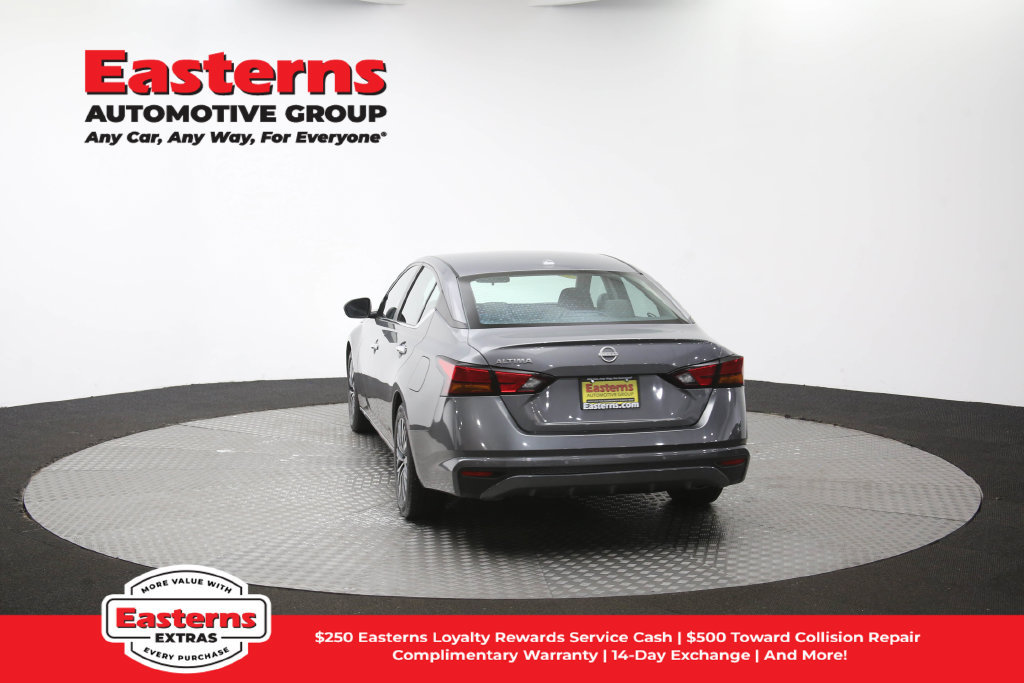 Used 2025 Nissan Altima 2.5 SV FWD image 66