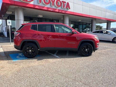 Used 2019 Jeep Compass Latitude w/ Popular Equipment Group image 6