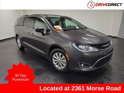 Used 2019 Chrysler Pacifica Touring Plus w/ Advanced Safetytec Group