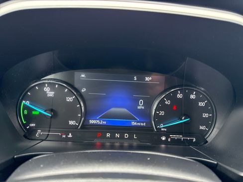 Used 2021 Ford Escape SE image 28