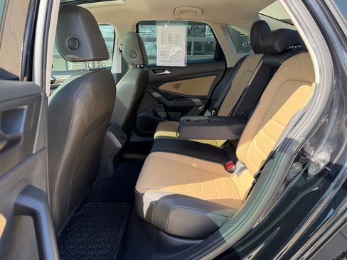 Used 2021 Volkswagen Jetta SEL Premium image 37