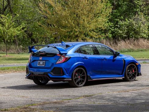 Used 2018 Honda Civic Type R image 4