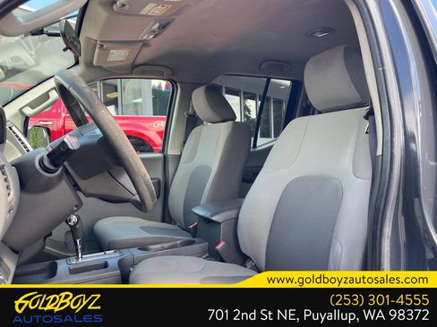 Used 2013 Nissan Xterra S AWD/4WD image 12