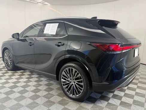 Used 2025 Lexus RX 450h AWD w/ Convenience Package image 7