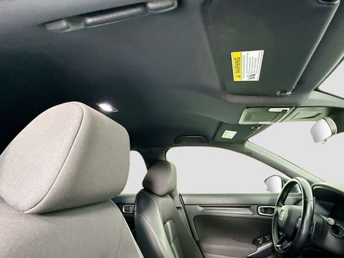 Used 2023 Honda Civic Sport image 18