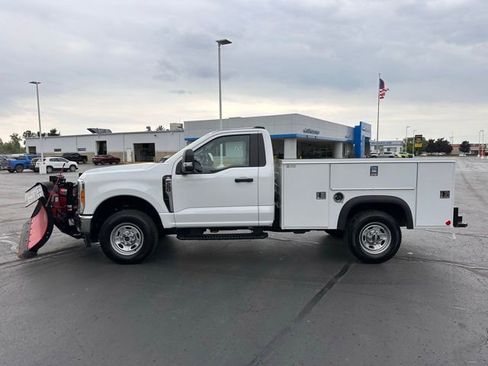 Used 2023 Ford F250 XL w/ Snow Plow Prep Package AWD/4WD image 2