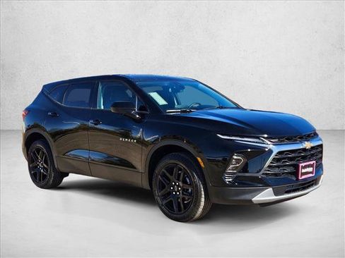 New 2026 Chevrolet Blazer LT image 7