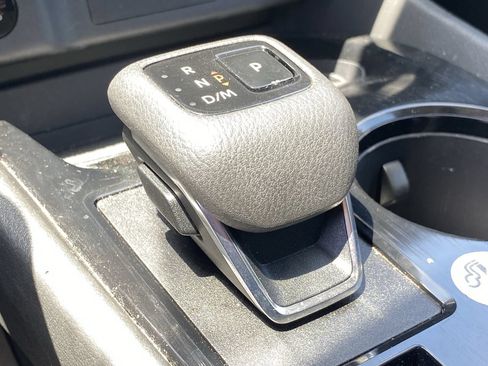 Certified 2024 Nissan Rogue SV FWD image 9