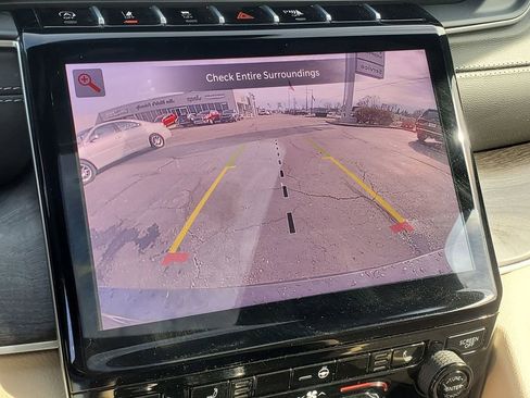 Used 2024 Jeep Grand Cherokee L Limited AWD/4WD image 24