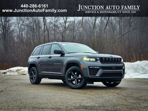 New 2026 Jeep Grand Cherokee Limited w/ Limited Altitude Package AWD/4WD image 1