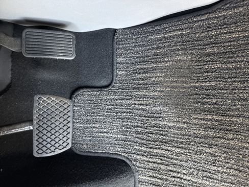 Used 2023 Honda Odyssey Touring image 17