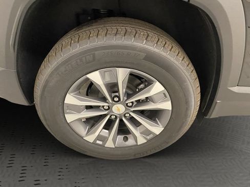 New 2026 Chevrolet Equinox LT w/ Safety and Technology Package AWD/4WD image 15