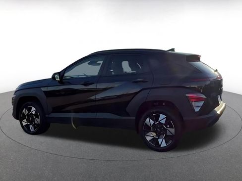 Used 2025 Hyundai Kona SEL image 9