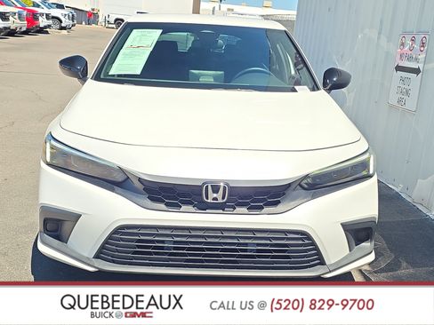 Used 2024 Honda Civic Sport image 2