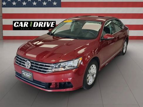 Used 2017 Volkswagen Passat 1.8T S image 1
