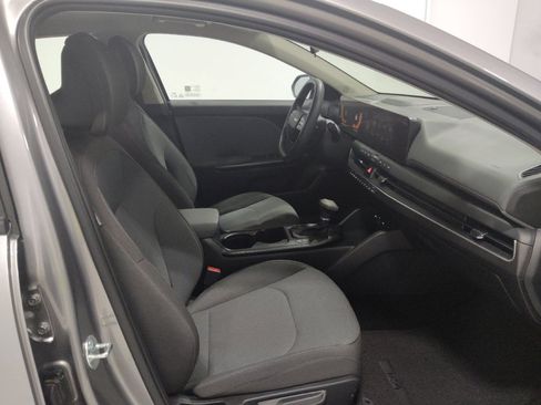 Used 2025 Kia K4 FWD image 21