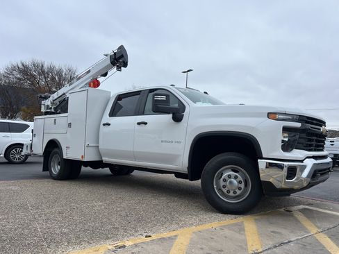 New 2025 Chevrolet Silverado 3500 W/T w/ WT Convenience Package AWD/4WD image 9