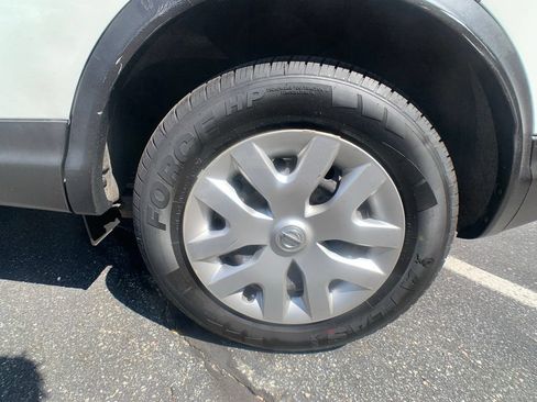 Used 2019 Nissan Rogue Sport S AWD/4WD image 31